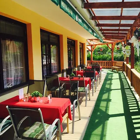 Elma Hotel 3*